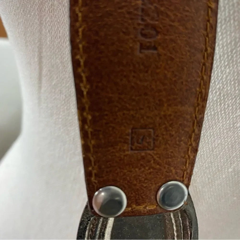 Fossil vintage leather and silver tone braided accents